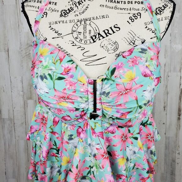 Collections by Catalina Floral Ruffled Swimsuit Top Pink Green Size 1x 16W - Picture 4 of 8
